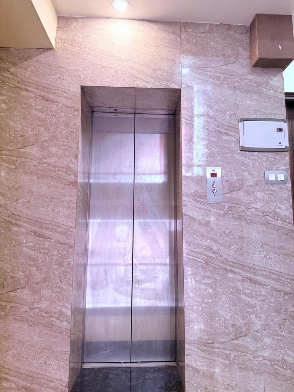 Raj Kamal Hotel 4*